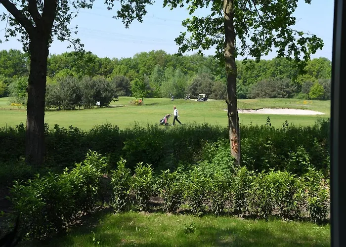 Boshuis Golfzicht "Wellness, Golf & Nature"
